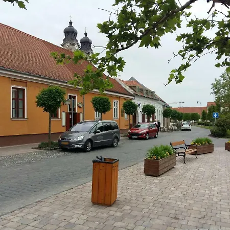 Kossuth Apartman Tata