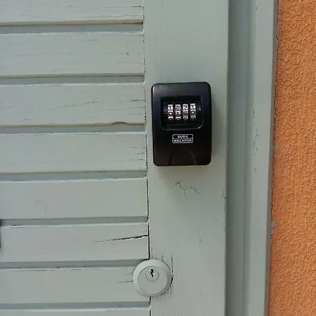 Kossuth Apartman Appartamento